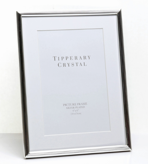 White Mount Silver Plated Frame 5x7 by TaWhite Mount Silver Plated Frame 8x10 by Tipperary Crystal  - 128828ipperary Crystal  - 125087