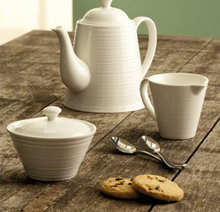 Load image into Gallery viewer, Tea Set