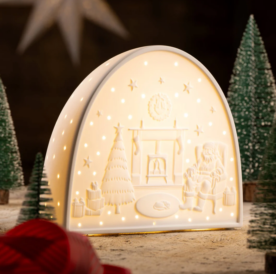 Belleek Christmas – Santa By The Fire Luminaire - 9577