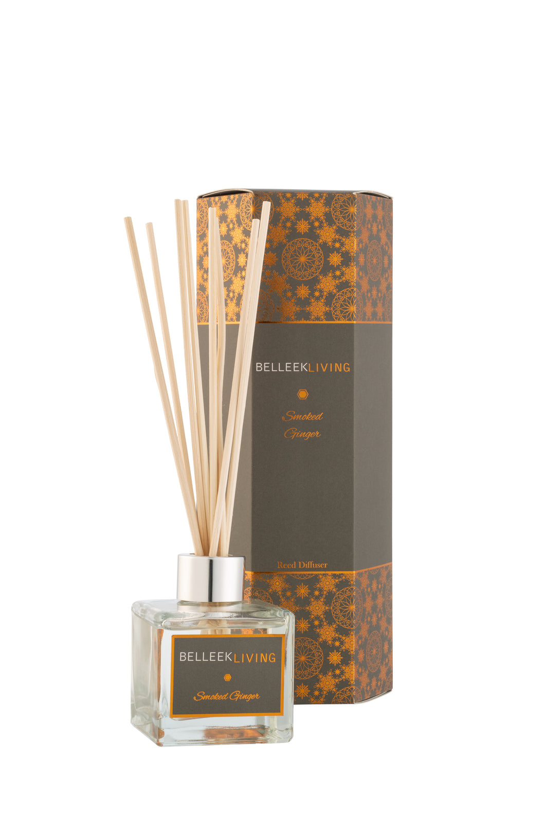 Belleek Living Smoked Ginger Diffuser.  Exotic, spicy top notes of star anise, clove and nutmeg are gently blended with warning ginger and earthy frankincense middle notes  Sandalwood, sweet musk and golden amber base notes compliment these to create subtle yet sultry fragrance. Scent Lasts up to 6 weeks Measures - 6cmW x 8cmH x 23cmH (including reeds)